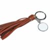 llavero marrón